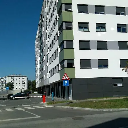 Apartman Nadja Arena Zagreb Exterior photo